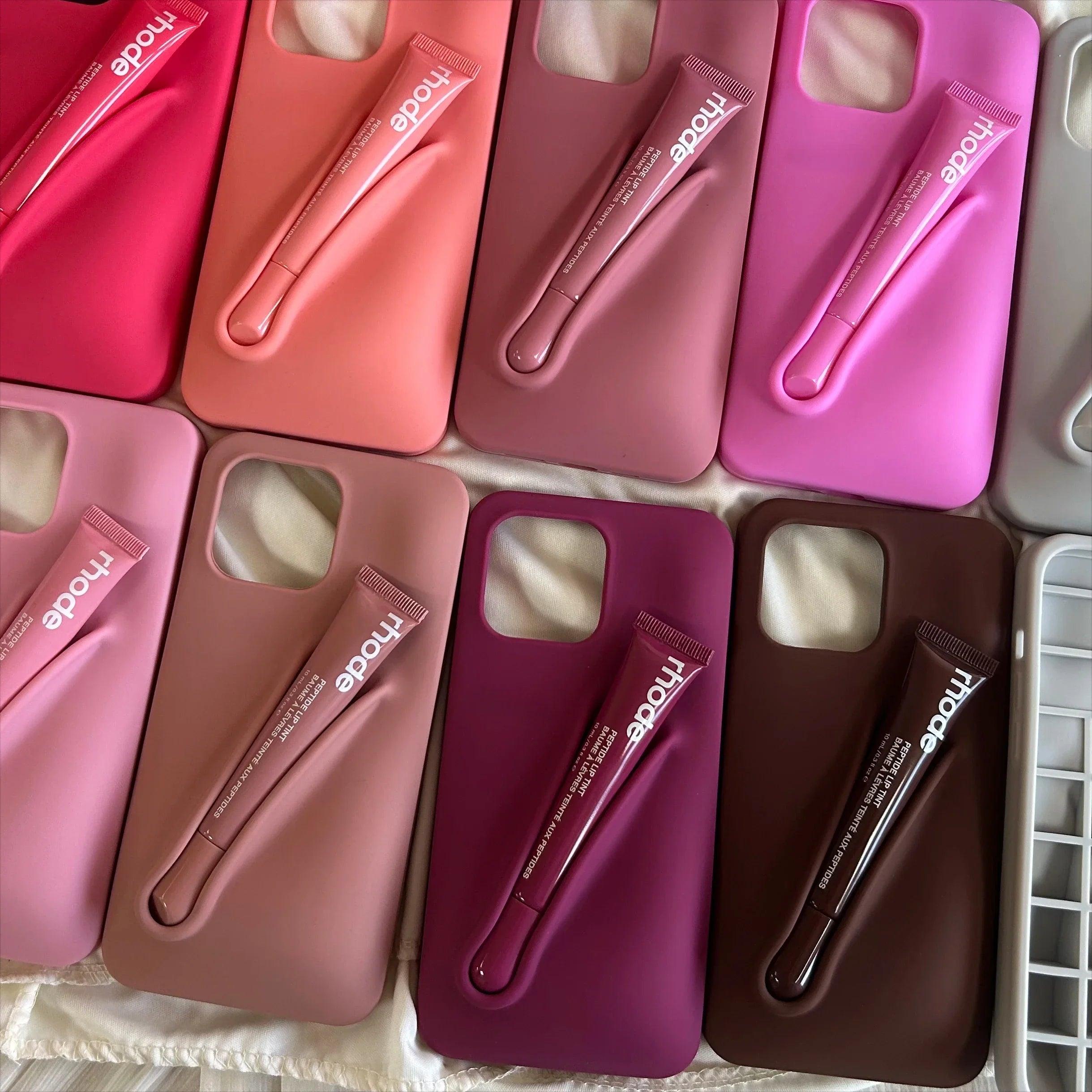 Lip Holder Phone Case - (Espresso) Autumn Limited Edition