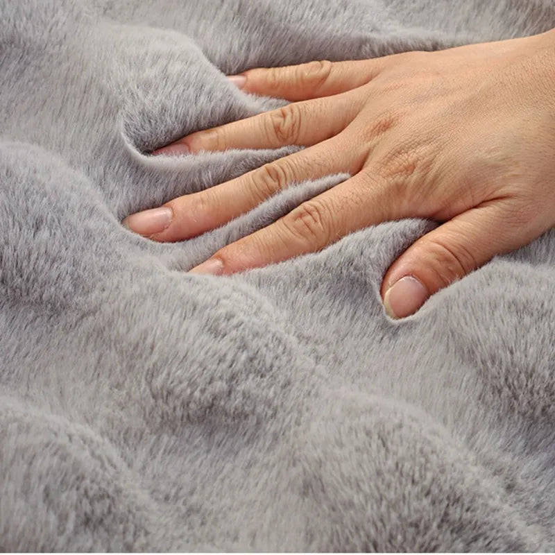 Cozy Plush Solid Colour Non-slip Sofa Cover